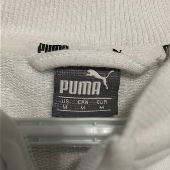 Puma Women's White zippered logo hoodie Jacket, size medium - Picture 2 of 8